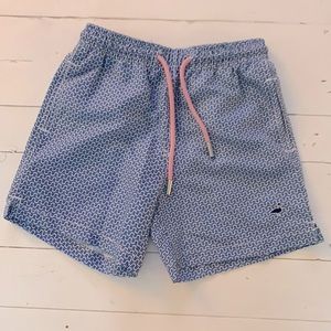Boys swim shorts Properly Tied